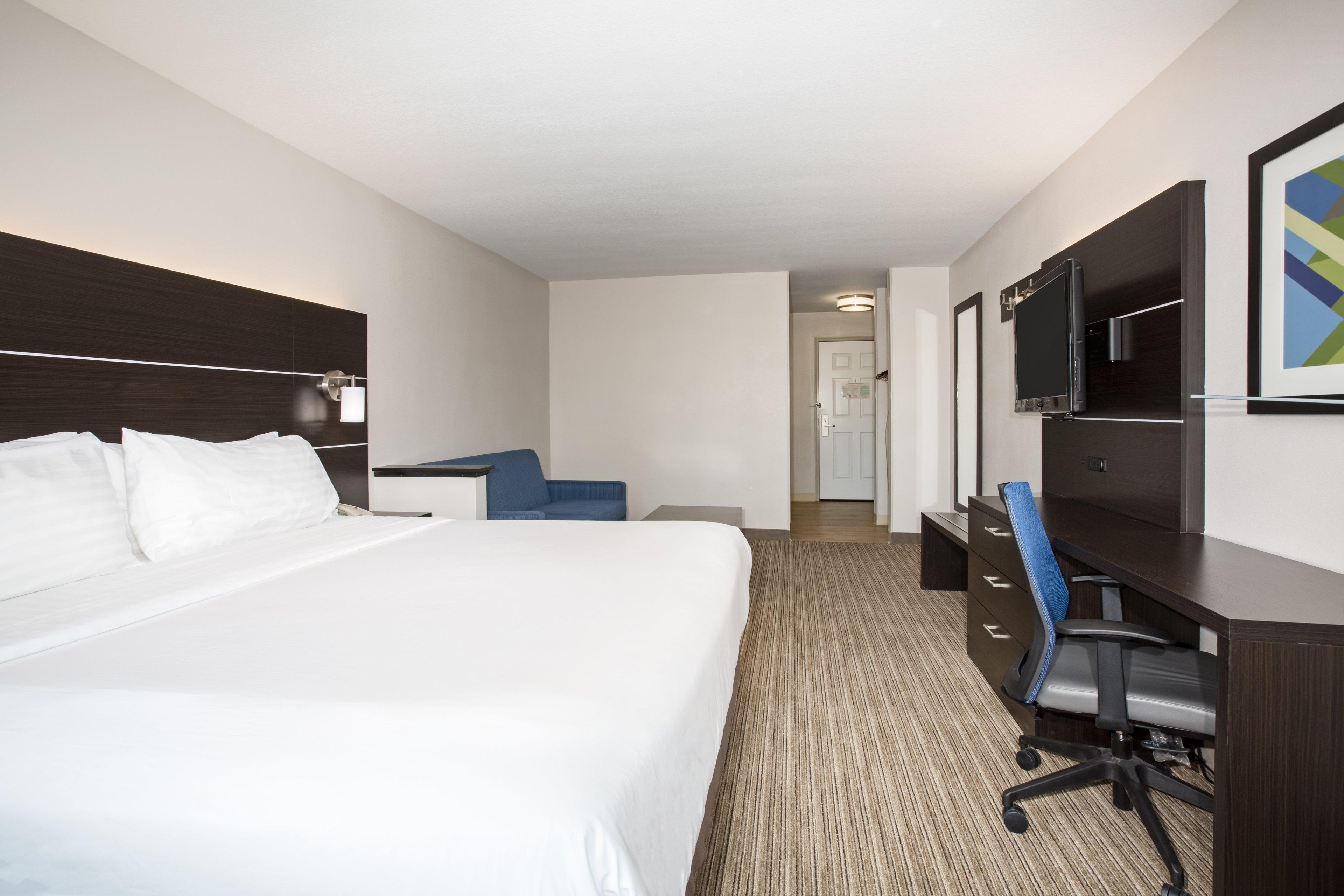 Holiday Inn Express Hotel & Suites Fort Collins By Ihg Exterior photo